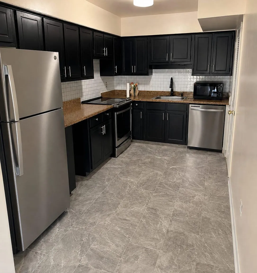 Sequoyah Condo — Photo 1
