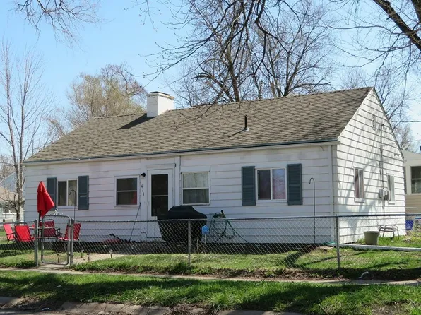 421 N 35th St, Council Bluffs, IA 51501
