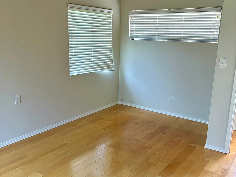 1321 Marengo Ave — Photo 9