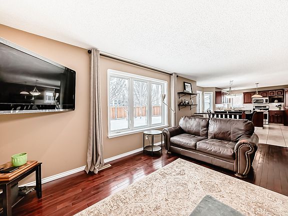 4th image of 161 Highland Way