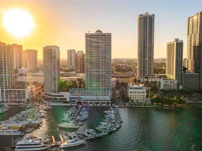 1717 N Bayshore Dr #A-1953, Miami, FL, 33132