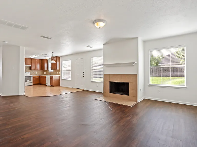 15127 Green Whisper Dr — Photo 13