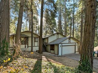 5041 Agate Ct, Pollock Pines, CA 95726