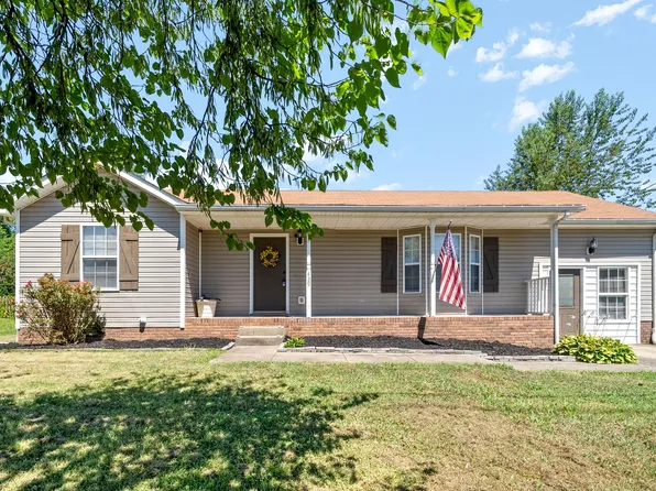 429 Pacific Ave, Oak Grove, KY 42262