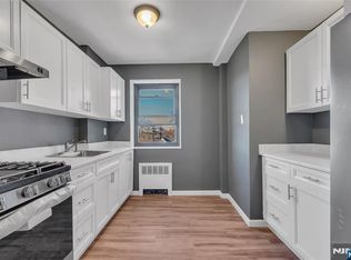208 Anderson St APT S4c, Hackensack, NJ 07601