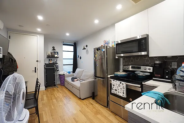 Rented by Rennit Inc. | media 16