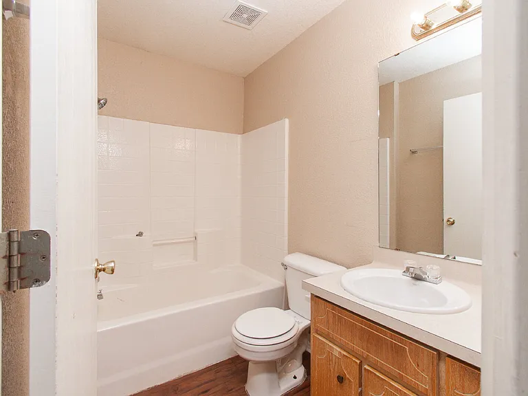 4408 Deek Dr #D — Photo 11