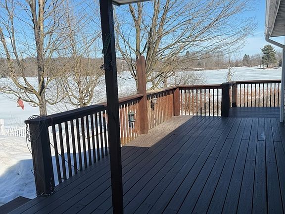 3rd image of 6381 Wendover Rd