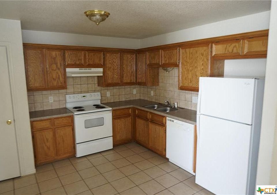 2nd image of 207 Horseshoe Dr #B