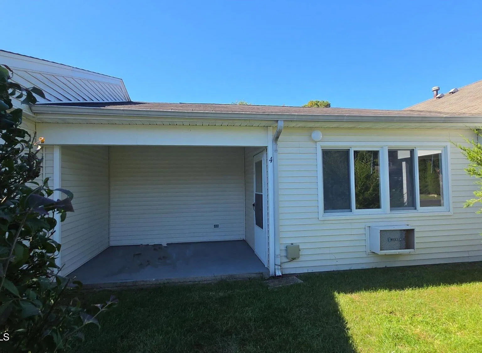 1 bed, $2,025 — Photo 3