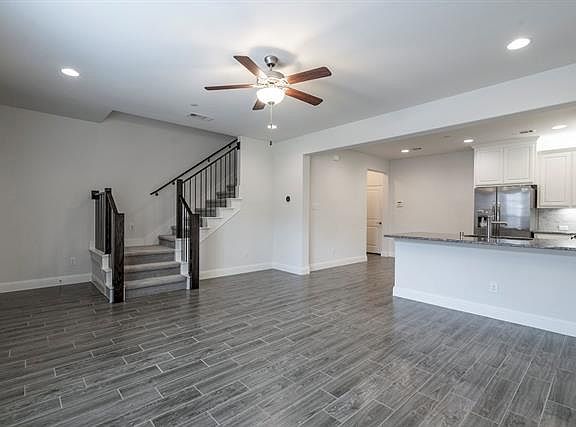 5th image of 6286 Davison Way
