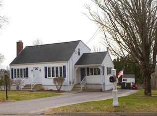 4 Pine Knoll Rd, Franklin, MA 02038