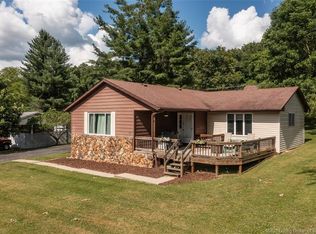 146 N Bennett St, Paoli, IN 47454