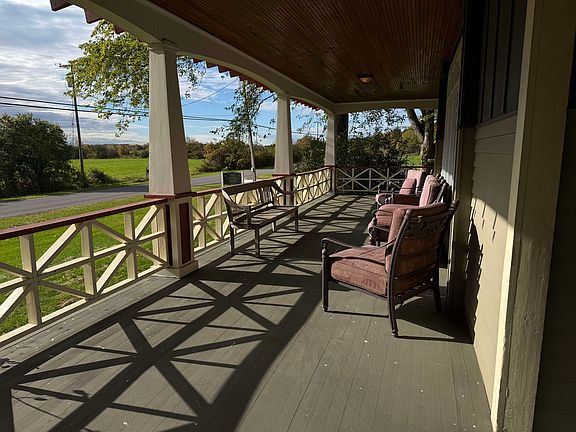 5th image of 431 Old State Rd