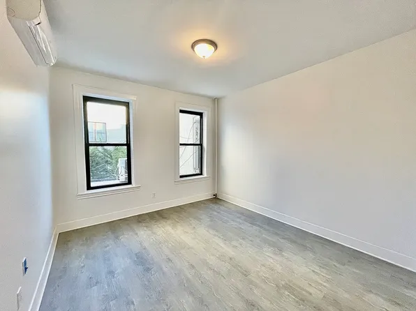 8003 5th Avenue image 1 of 12