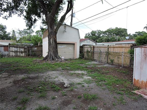 4th image of 6007 Crest Hill Dr