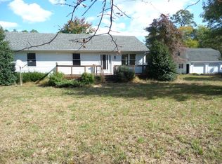 261 Old Bar Neck Rd, Port Haywood, VA 23138