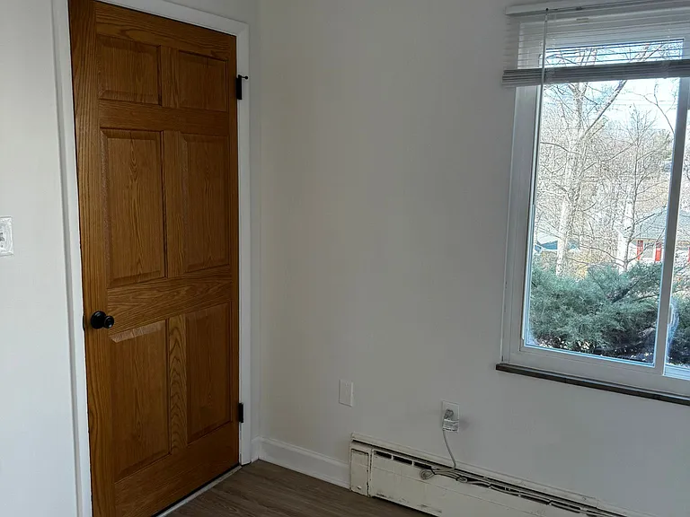 16 Barrington Rd #2W — Photo 15