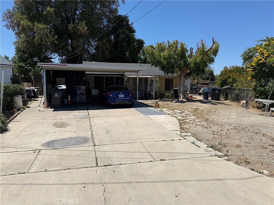 1st image of 2729 Huckleberry Rd
