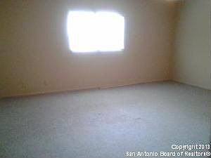 5th image of 2822 Cedar Plain Dr