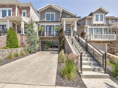 732 W 45th St, Kansas City, MO, 64111