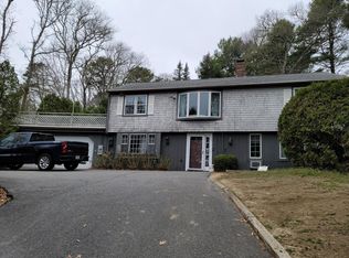 423 Shootflying Hill Rd, Centerville, MA 02632