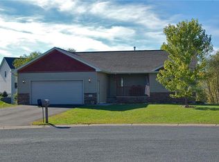 1115 Cheyenne St, Roberts, WI 54023