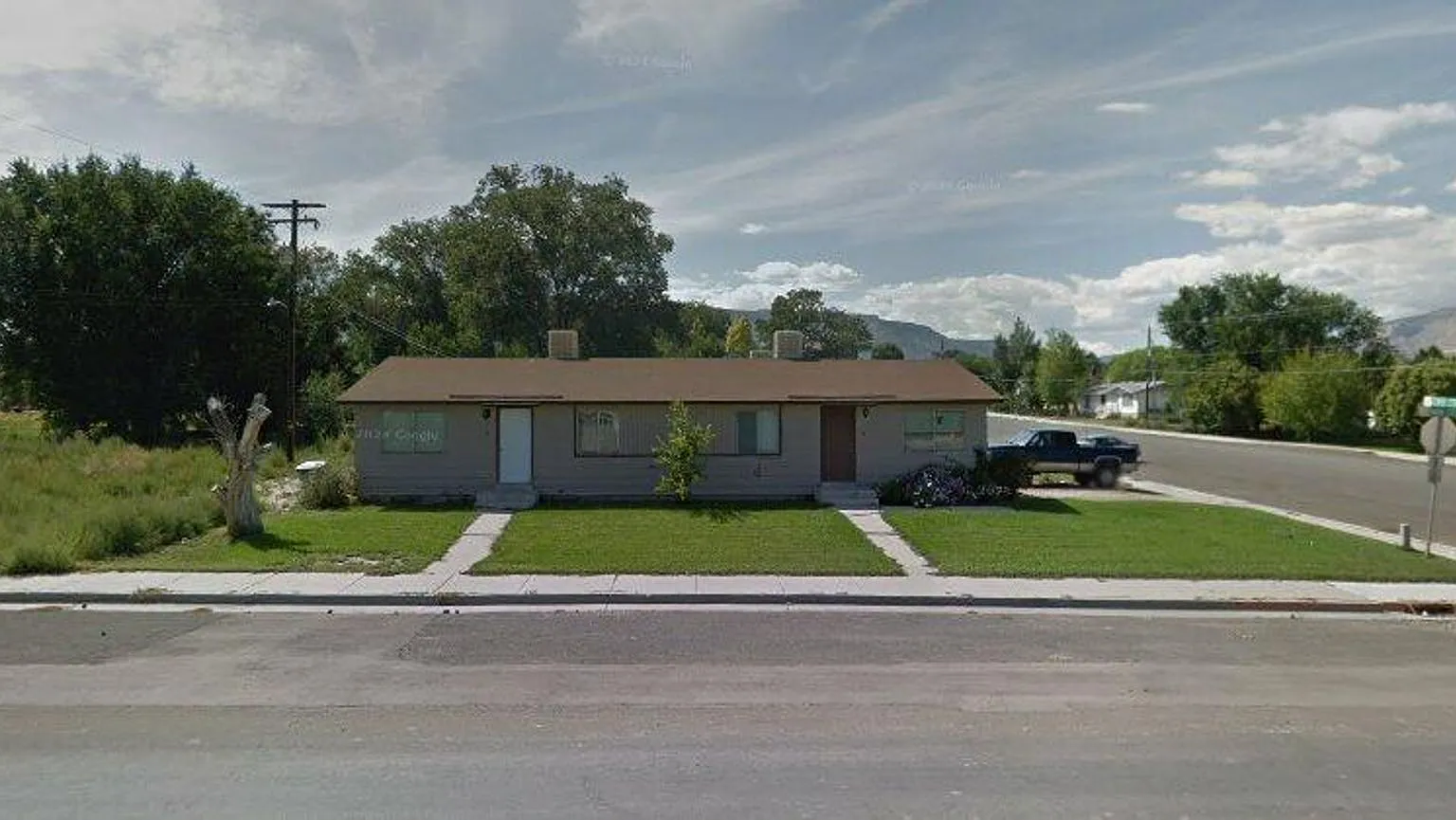Duplex — Photo 1