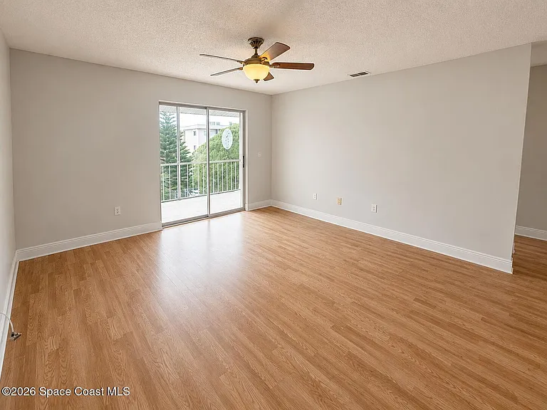 3135 Shady Dell Ln #242 — Photo 7