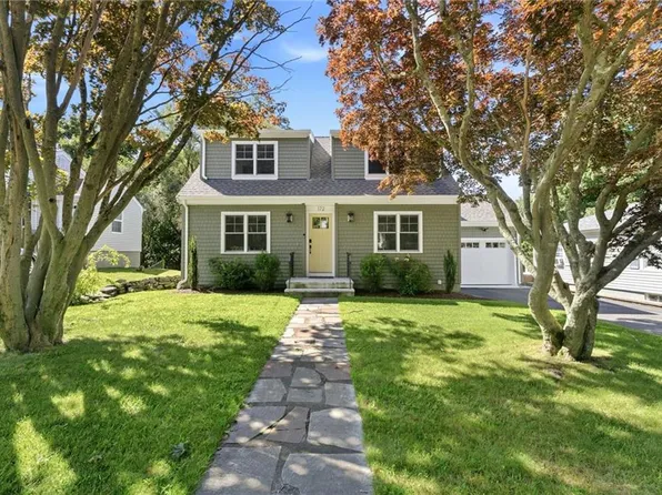 172 Bay View Ave, Bristol, RI 02809