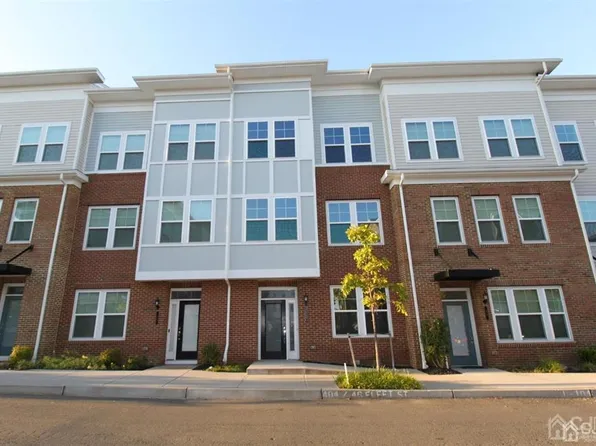 46 Fleet St, North Brunswick, NJ 08902