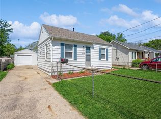 4020 56th St, Des Moines, IA 50310