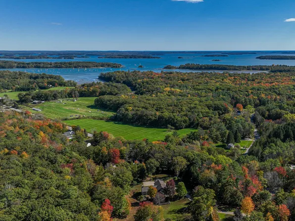 154 S Freeport Road, Freeport, ME 04032