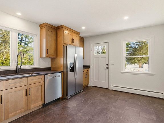 5th image of 29 Lovell Rd