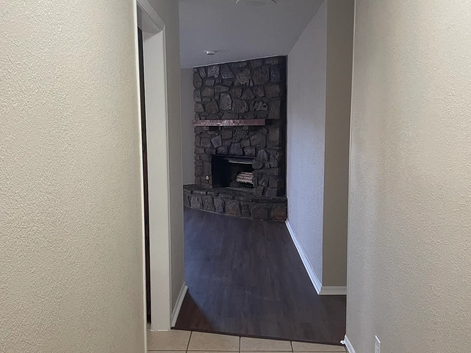 3 bed, 1498 sqft, $1,500 — Photo 2