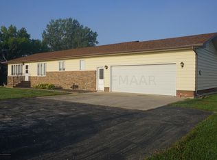 9205 Highway 127, Fairmount, ND 58030