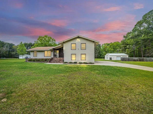 225 Cantering Hills Ln, Summerville, SC 29483