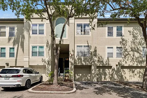 728 Coral Reef Dr #728 Photo 1