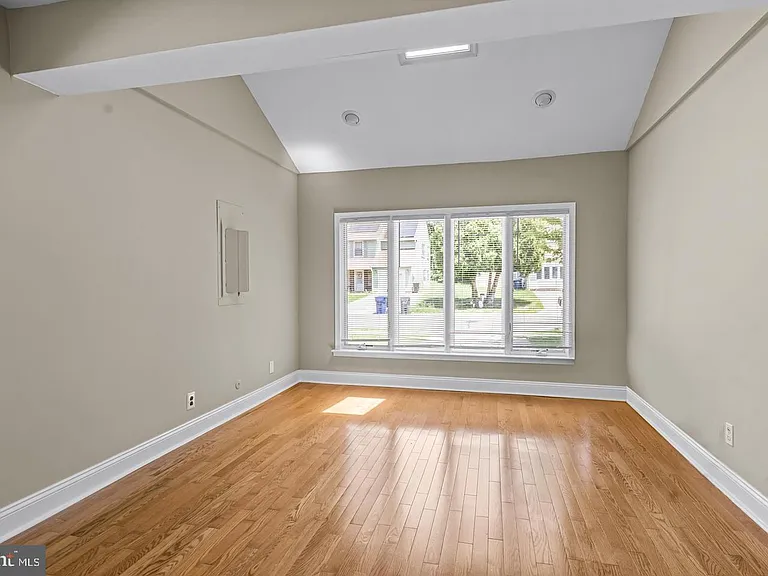 68 Franklin Dr — Photo 11