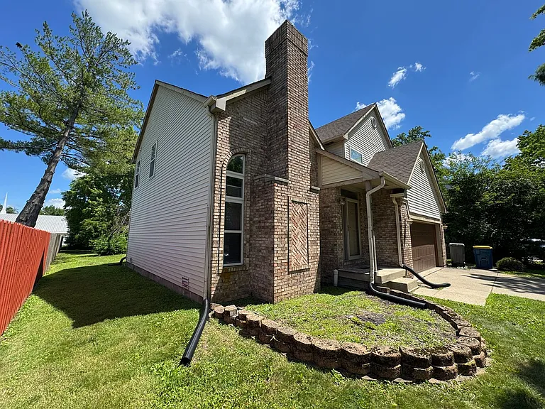 5538 N Meadow Dr — Photo 40