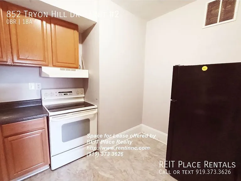 852 Tryon Hill Dr #2 — Photo 7