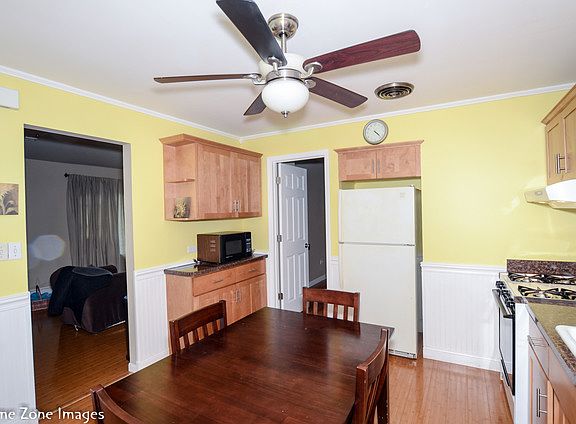 5th image of 447 S Cass Ave