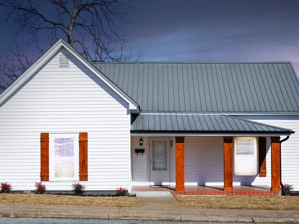 205 E Robinson St, Gaffney, SC 29340