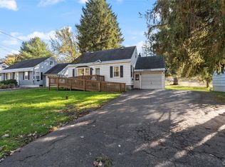 317 Willard St, Minoa, NY 13116