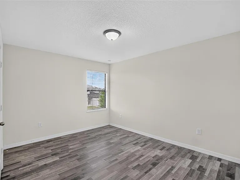 1115 Wynnmere Walk Ave — Photo 50