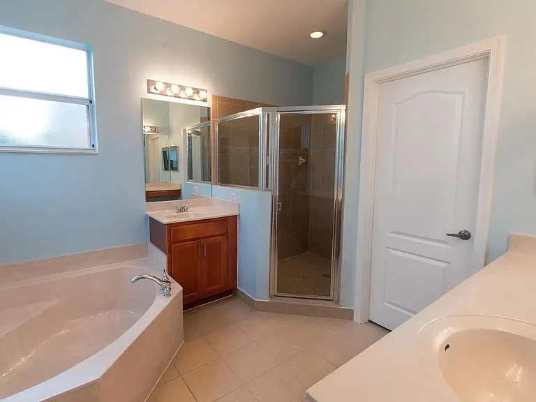 2257 Portofino Ave — Photo 11