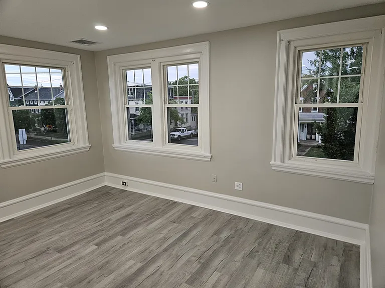 500 Gay St #2A — Photo 2