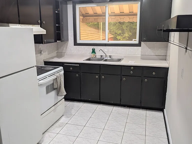 7084 Minotola Ave — Photo 6
