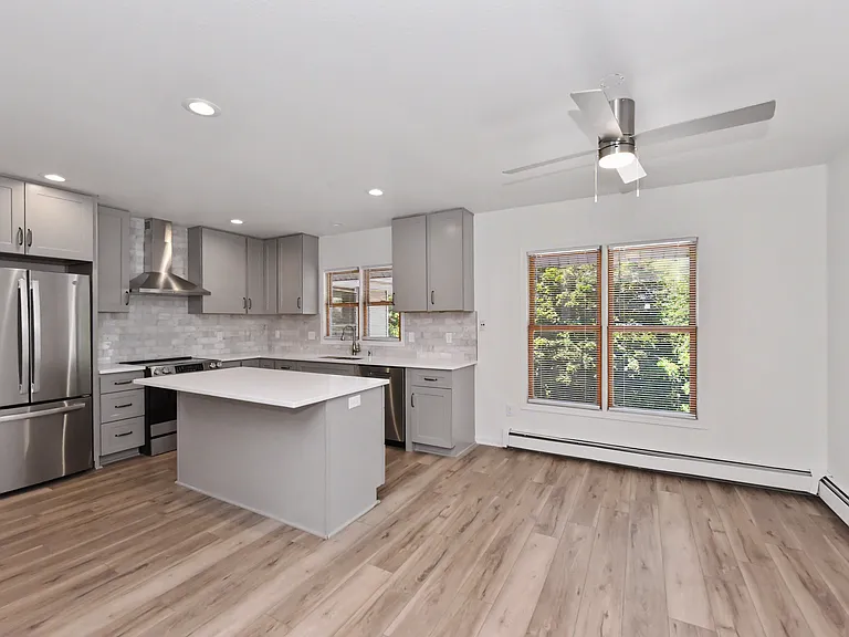 W330N4339 Lakeland Dr #B — Photo 5