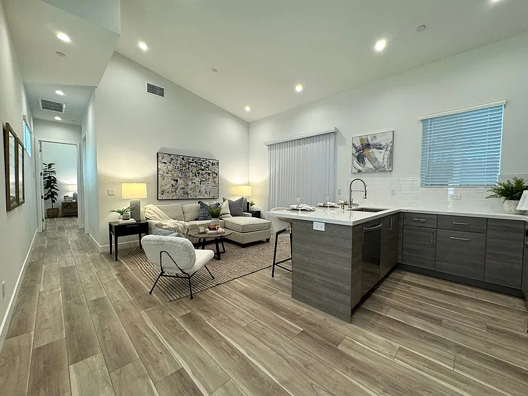 Brand New 2bd/2ba Residence Available Near North Park! — Photo 2